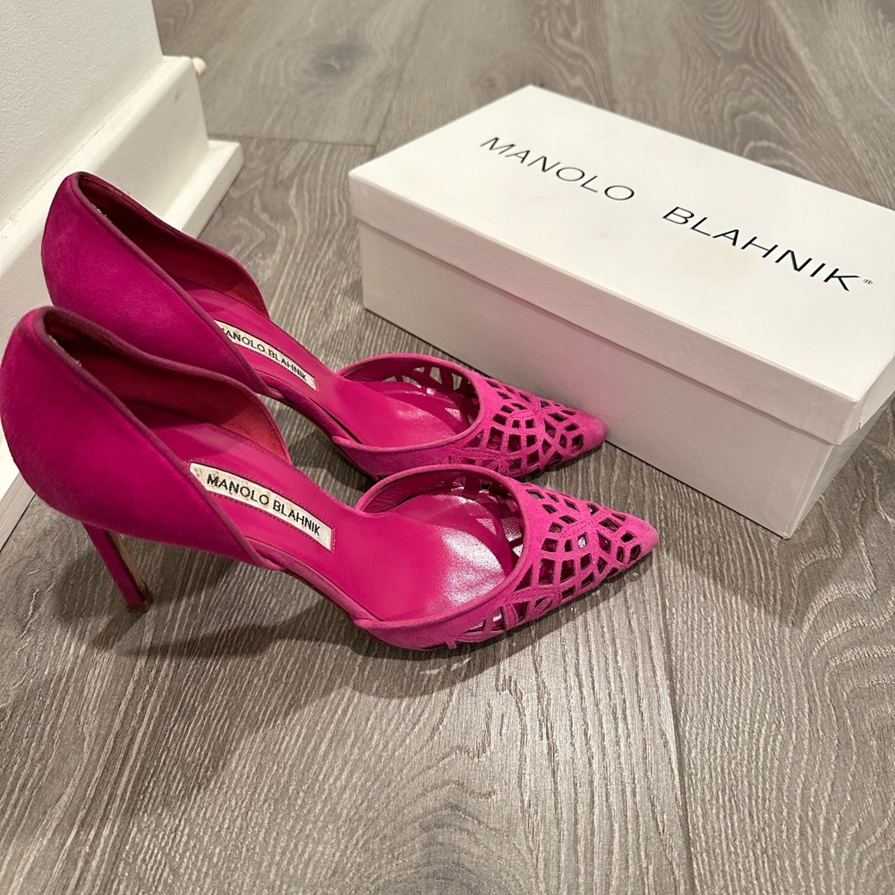 Manolo Blahnik Pink Heels